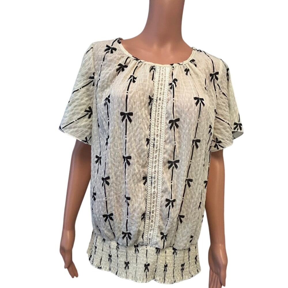 Emery Rose Ivory short sleeve blouse w/ black bows sz womens 1xl